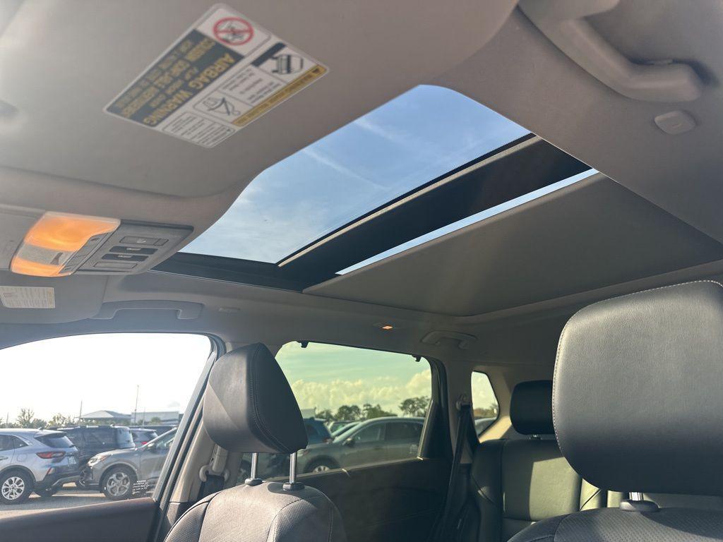 used 2023 Nissan Rogue car, priced at $21,996