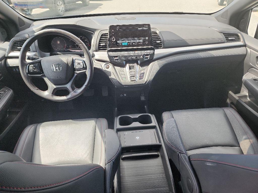 used 2025 Honda Odyssey car, priced at $37,688