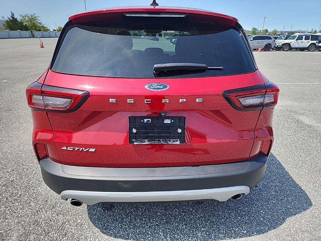 used 2025 Ford Escape car, priced at $20,989