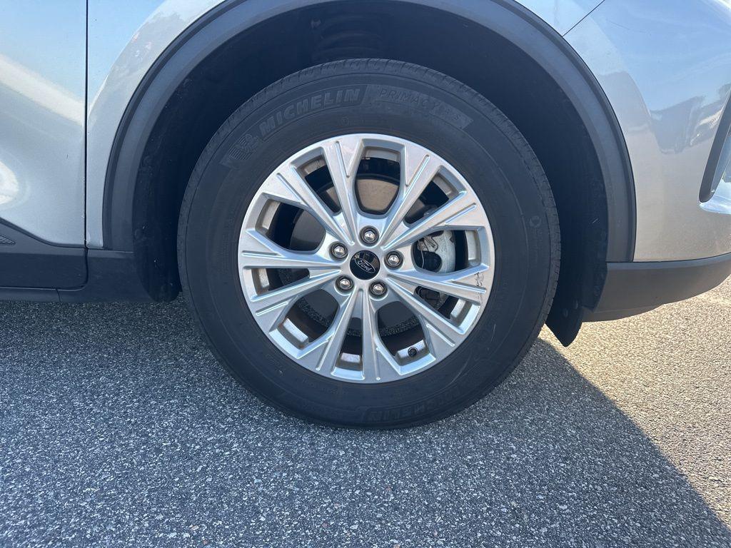used 2024 Ford Escape car, priced at $17,703