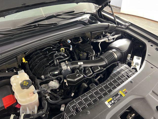 used 2023 Jeep Grand Cherokee car, priced at $23,888