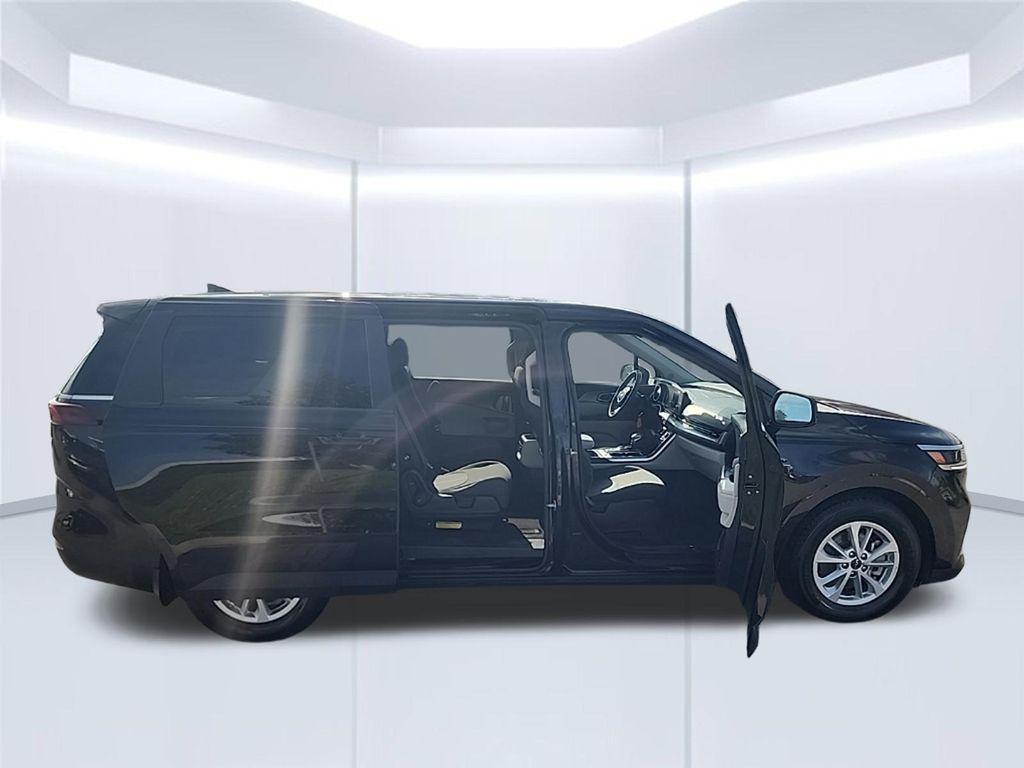 used 2022 Kia Carnival car, priced at $18,988