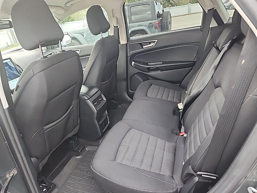 used 2024 Ford Edge car, priced at $18,888