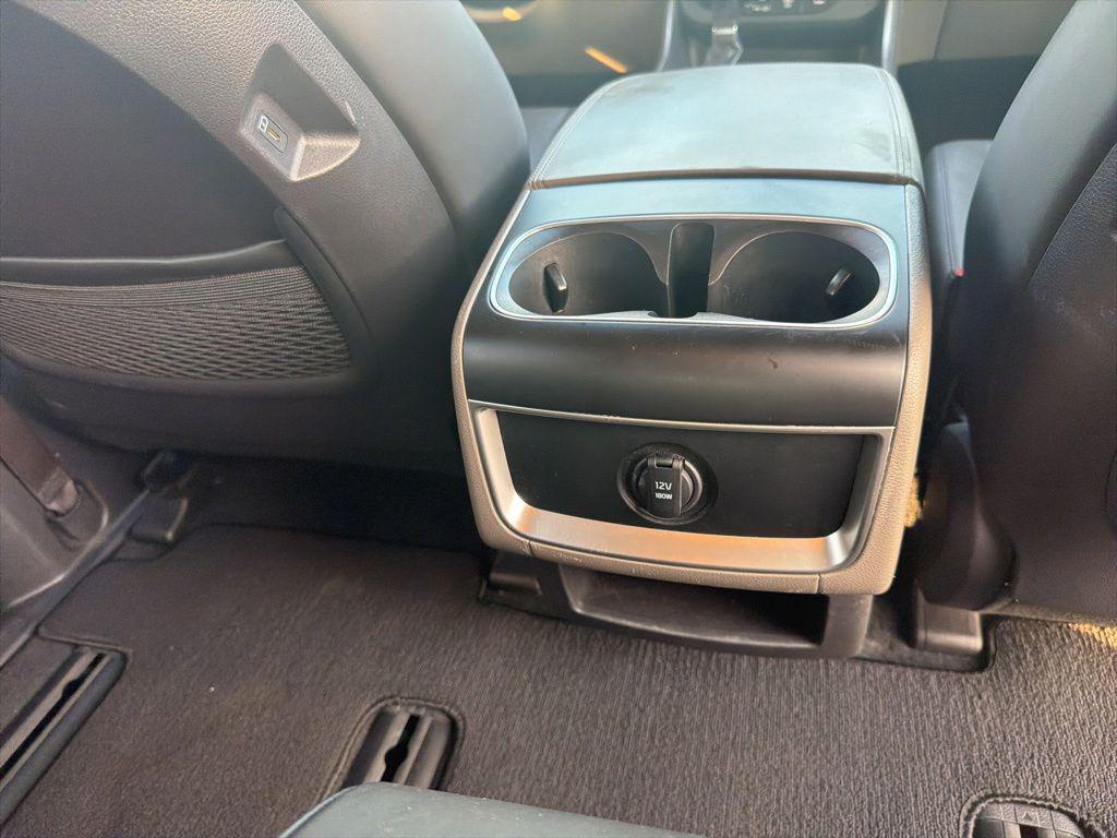 used 2025 Kia Carnival car, priced at $33,114