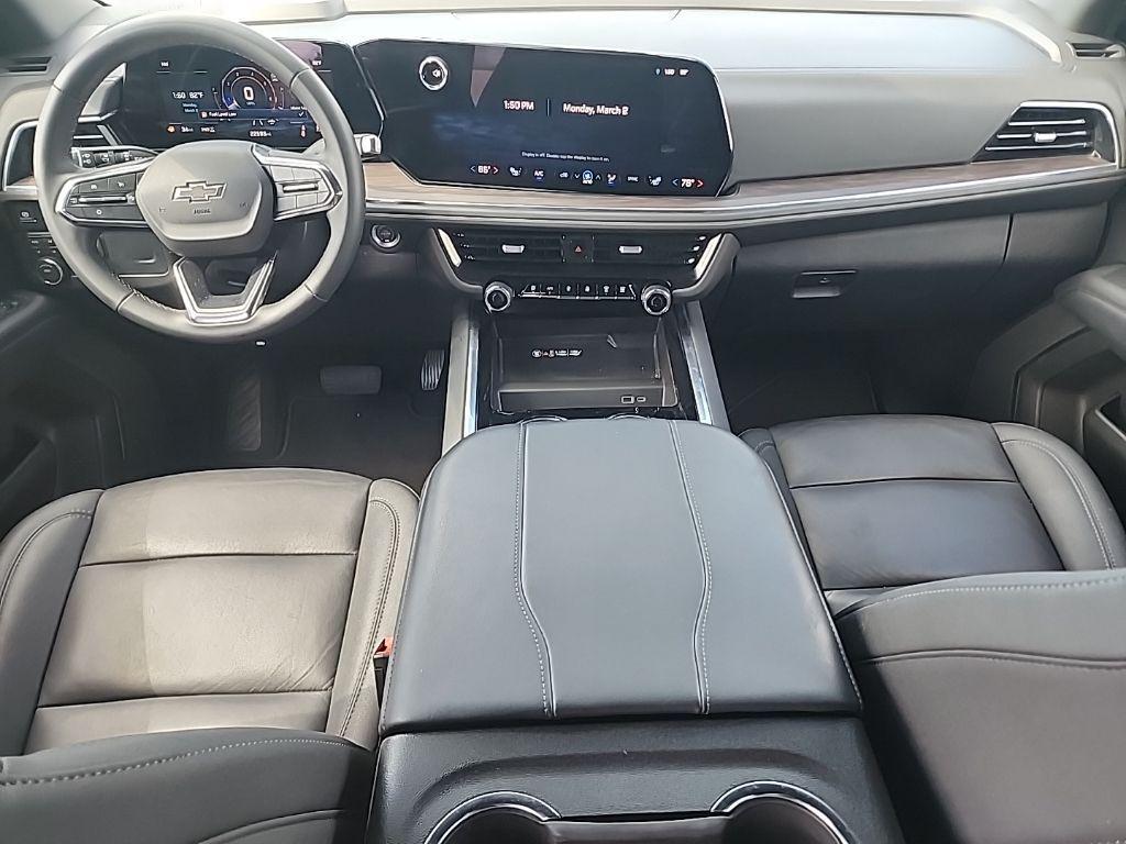 used 2025 Chevrolet Suburban car, priced at $62,388