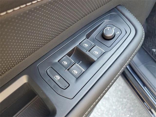 new 2026 Volkswagen Atlas Cross Sport car, priced at $36,885