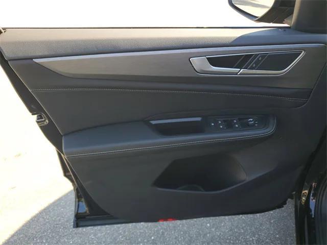 new 2026 Volkswagen Atlas Cross Sport car, priced at $36,885