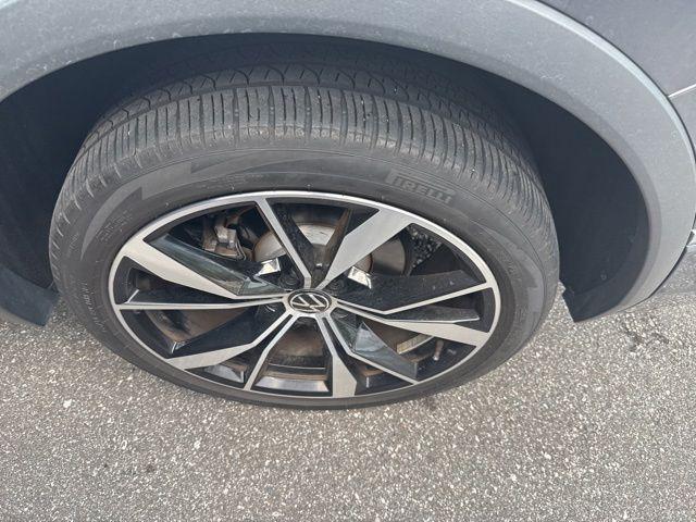 used 2024 Volkswagen Tiguan car