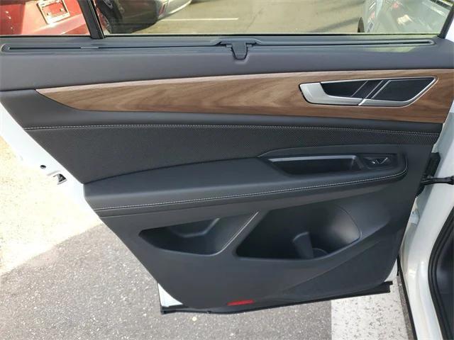 new 2026 Volkswagen Atlas car, priced at $43,585