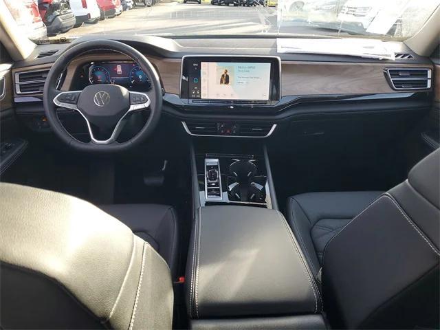 new 2026 Volkswagen Atlas car, priced at $43,585