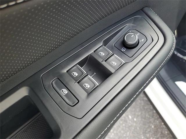 new 2026 Volkswagen Atlas Cross Sport car, priced at $51,506