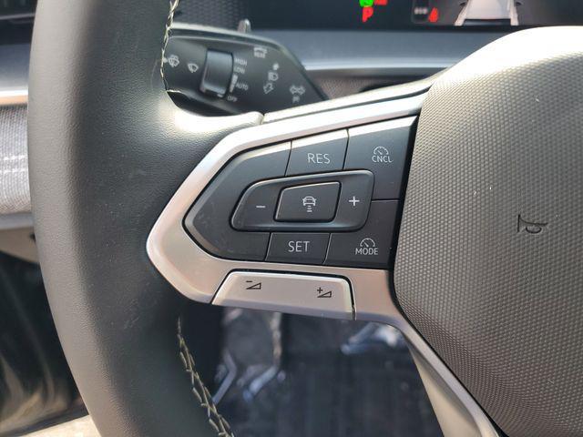 used 2025 Volkswagen Tiguan car, priced at $25,999