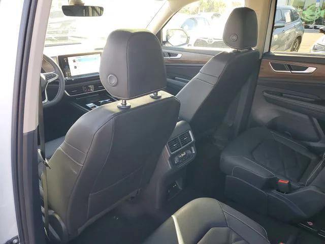 new 2026 Volkswagen Atlas car, priced at $43,085