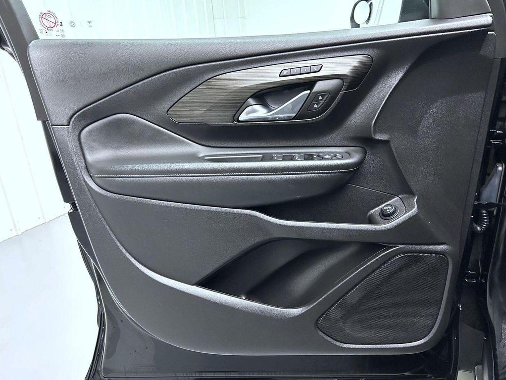 used 2024 GMC Terrain car, priced at $24,938