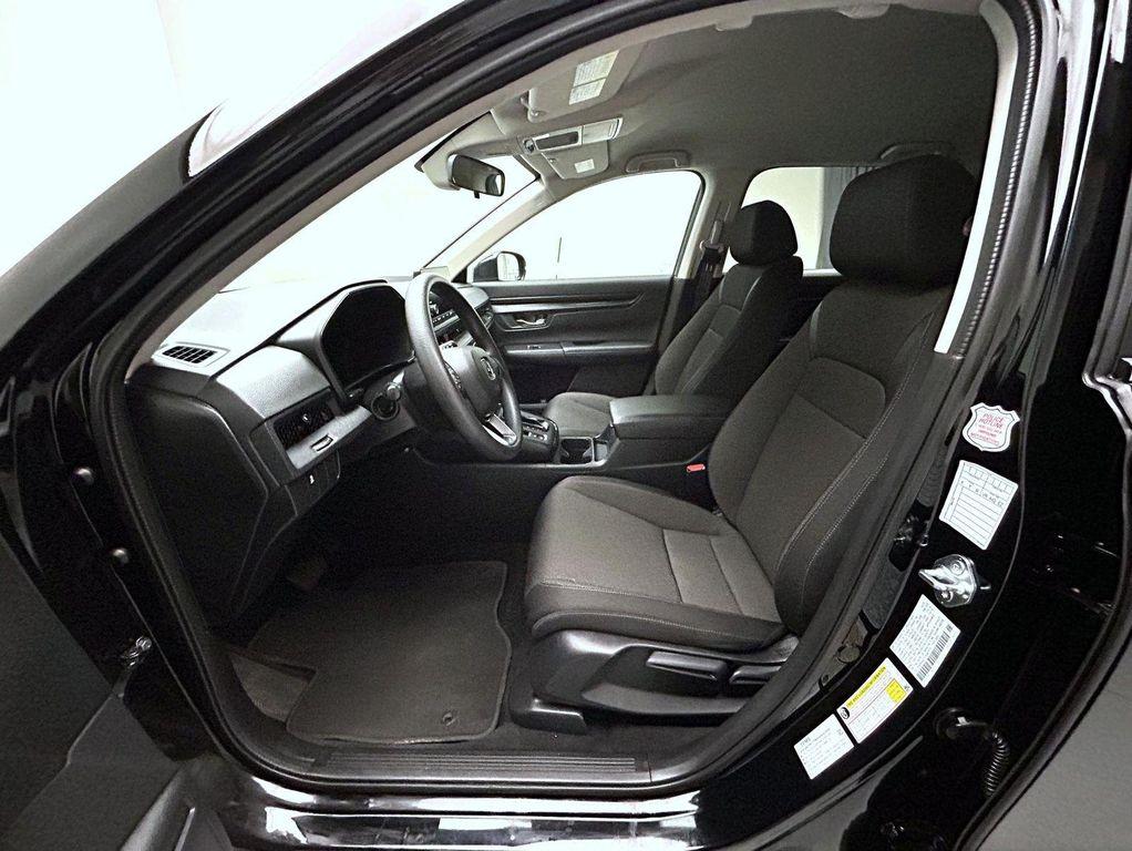 used 2025 Honda CR-V car, priced at $29,996