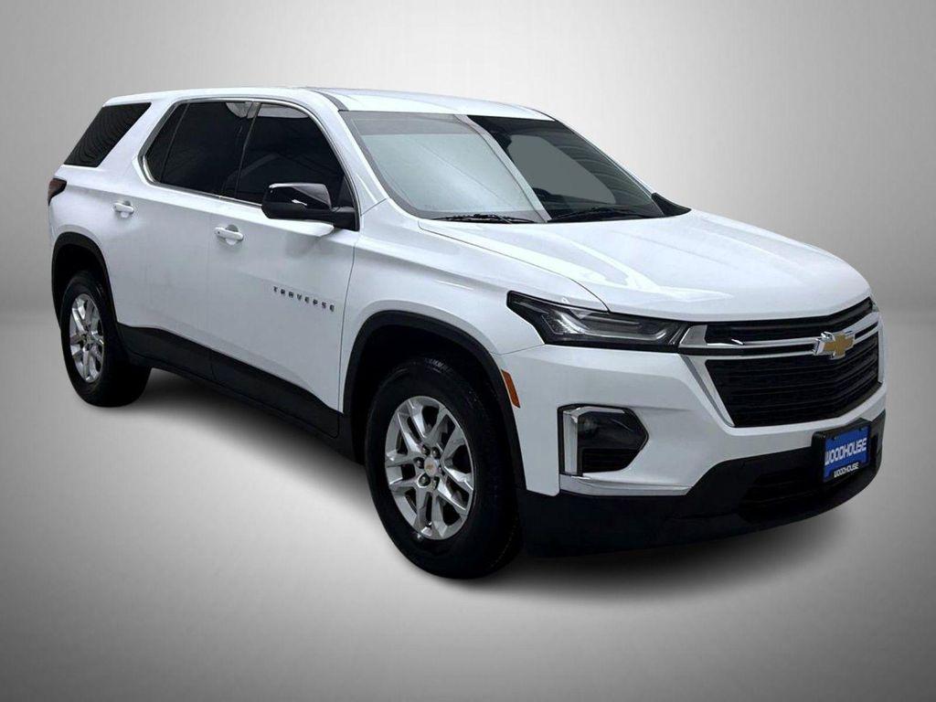 used 2023 Chevrolet Traverse car, priced at $24,633