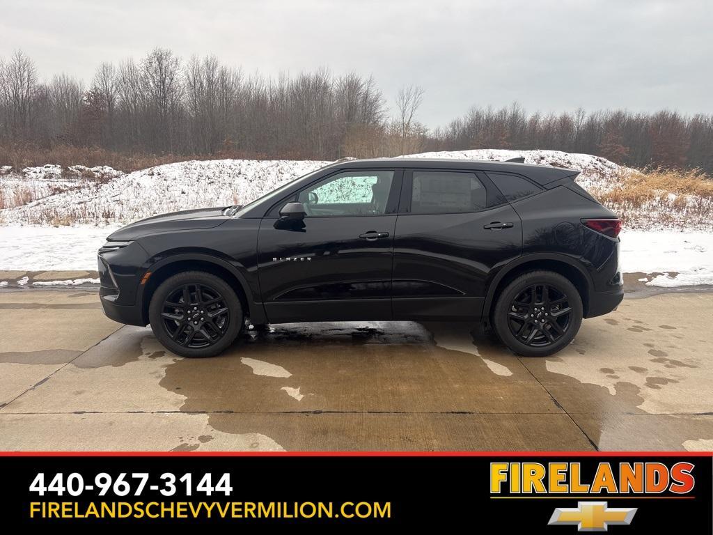 new 2025 Chevrolet Blazer car, priced at $38,585