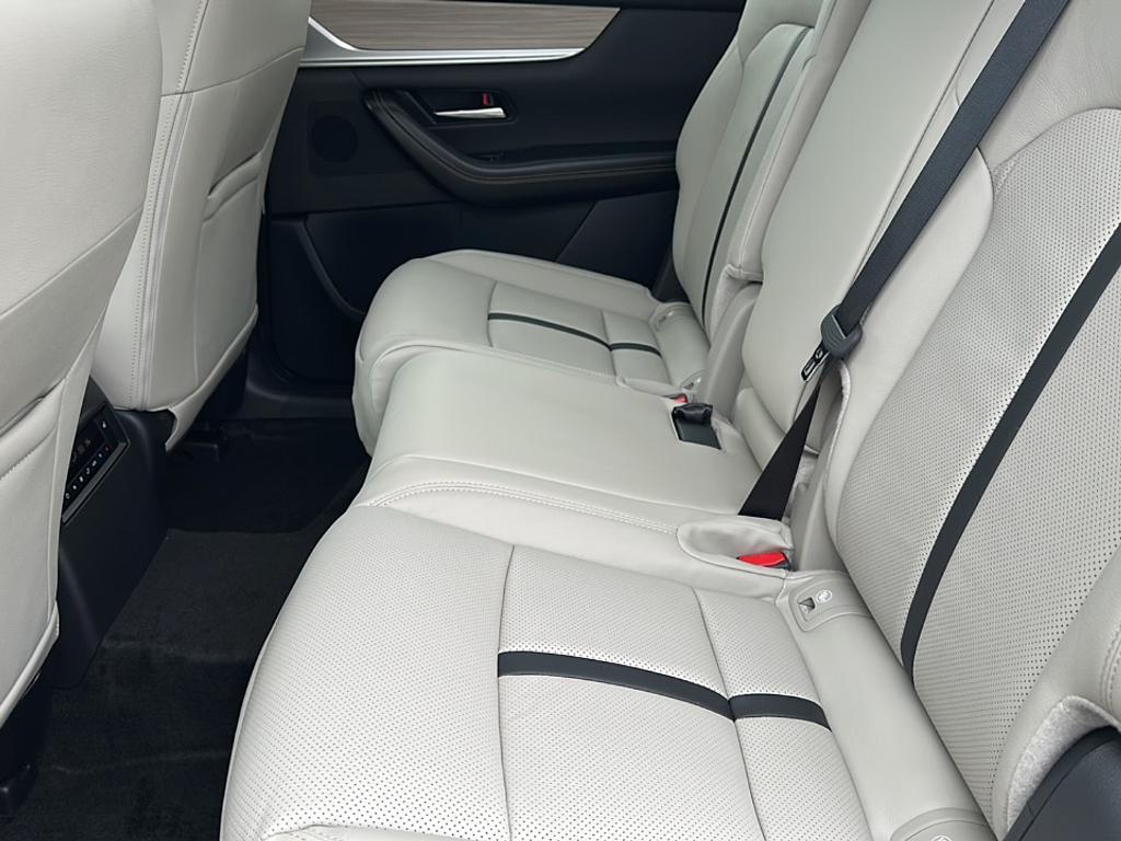 new 2026 Mazda CX-70 car, priced at $44,675