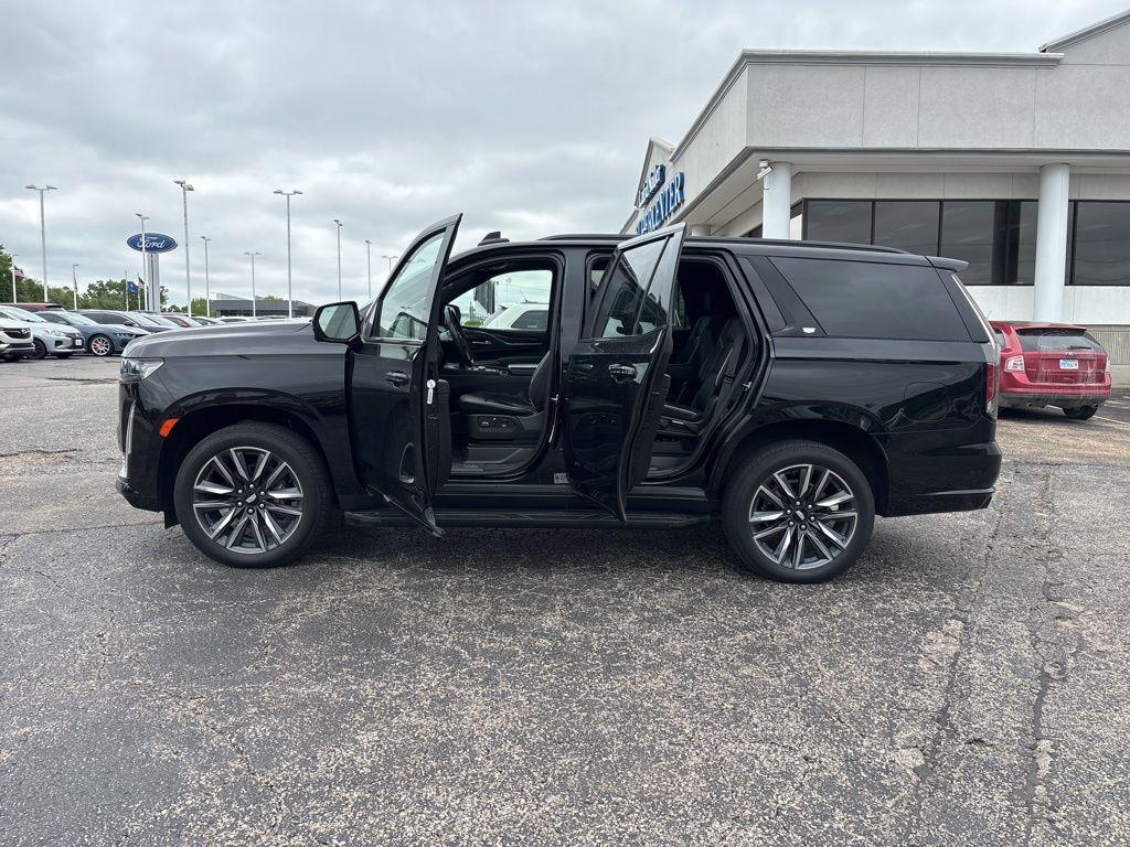 used 2024 Cadillac Escalade car, priced at $76,013