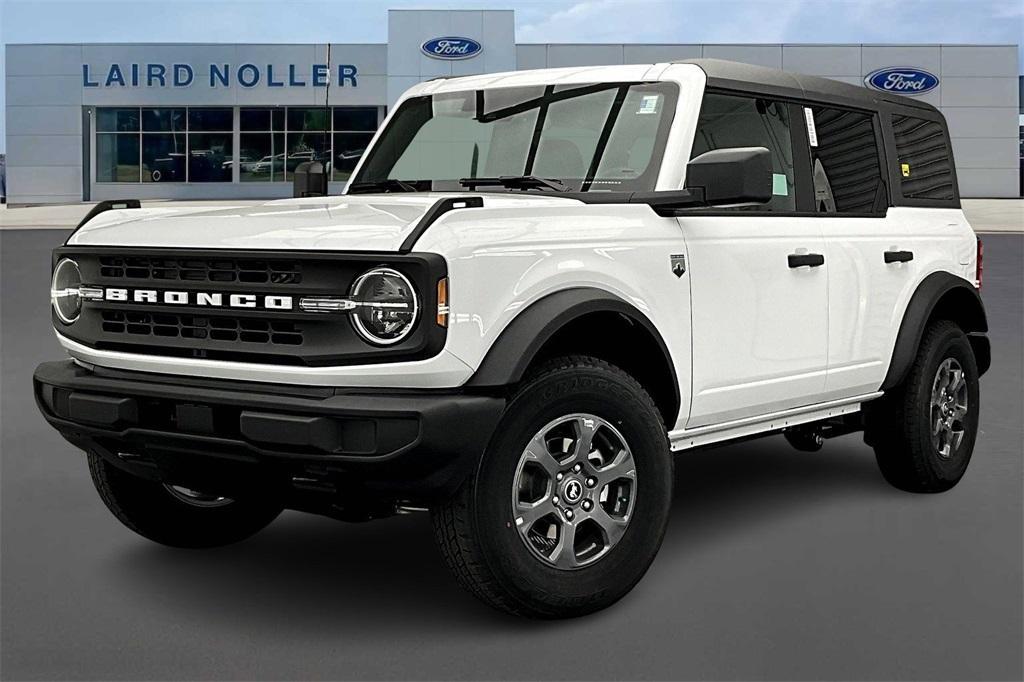 new 2025 Ford Bronco car, priced at $39,396