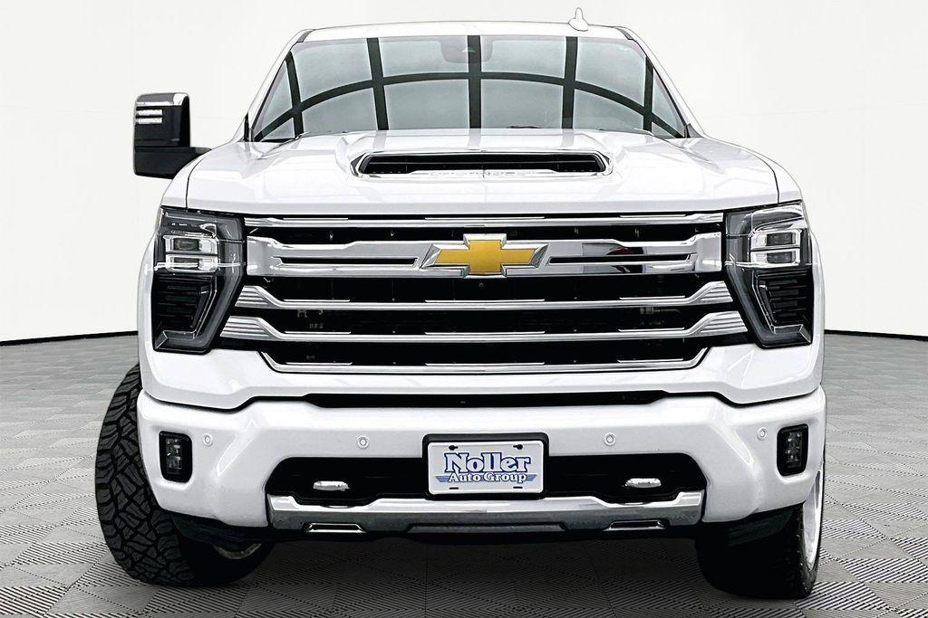 used 2024 Chevrolet Silverado 2500 car, priced at $71,347