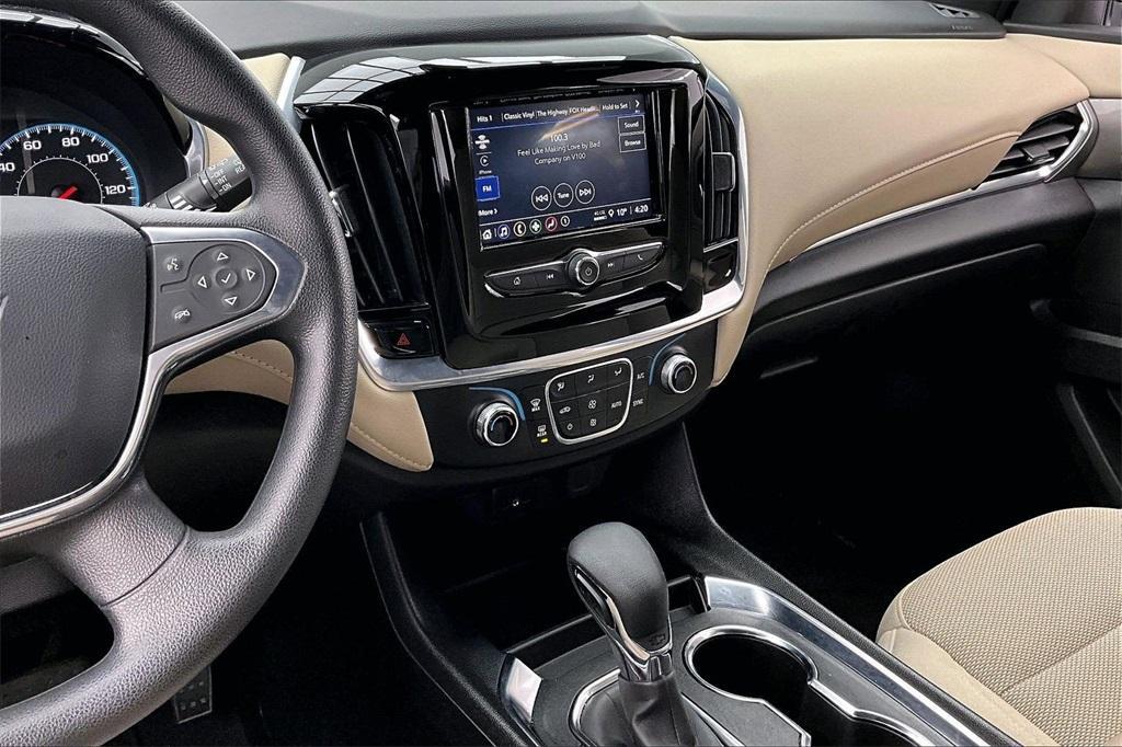 used 2023 Chevrolet Traverse car, priced at $26,216