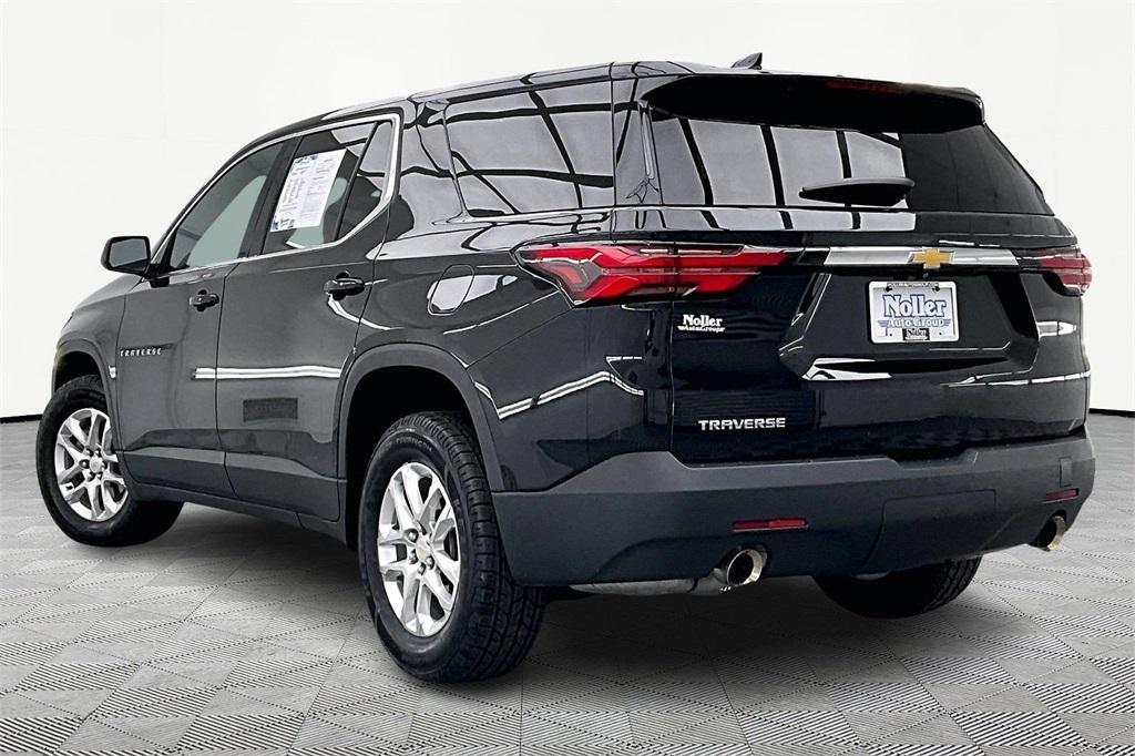 used 2023 Chevrolet Traverse car, priced at $26,216