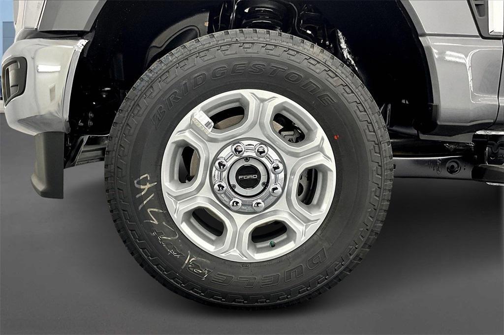 new 2025 Ford F-350 car, priced at $53,321