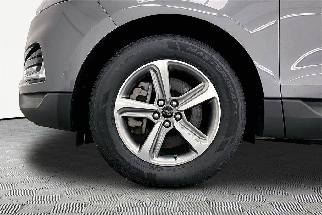 used 2024 Ford Edge car, priced at $28,947