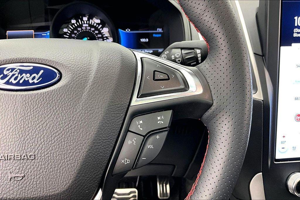 used 2024 Ford Edge car, priced at $30,370