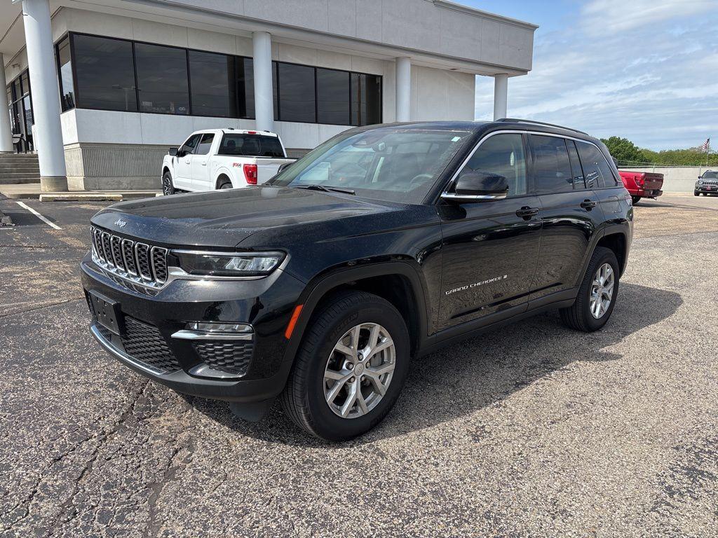 used 2023 Jeep Grand Cherokee car, priced at $33,607
