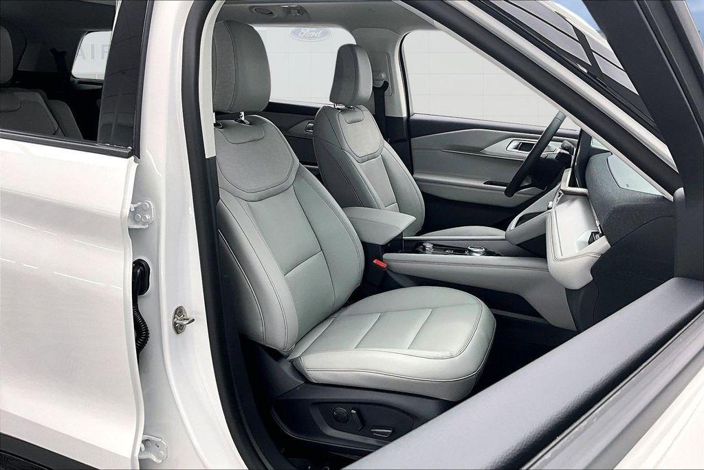 new 2026 Ford Explorer car, priced at $46,623
