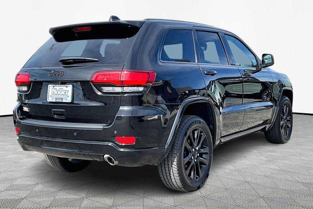 used 2020 Jeep Grand Cherokee car, priced at $21,592