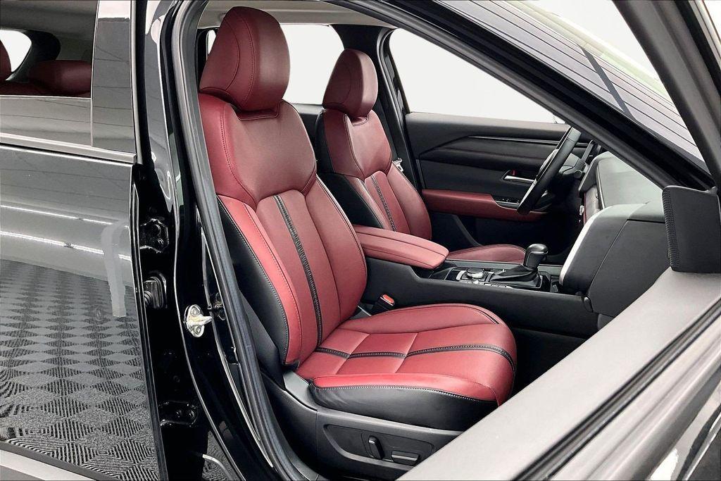 used 2025 Mazda CX-50 car, priced at $31,213