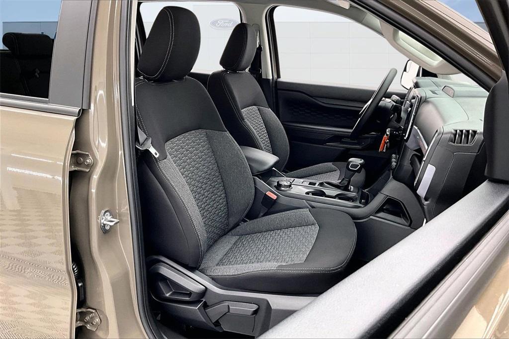 new 2025 Ford Ranger car, priced at $36,632