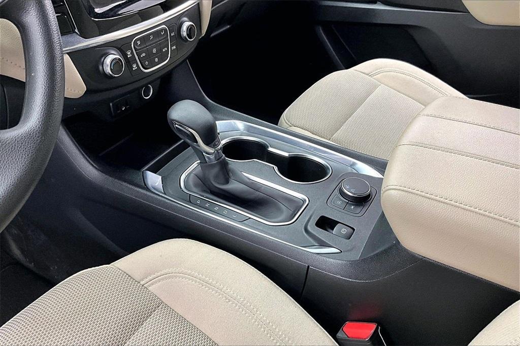 used 2023 Chevrolet Traverse car, priced at $26,874