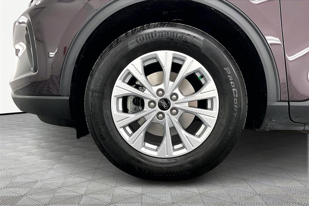 used 2023 Ford Escape car, priced at $23,005