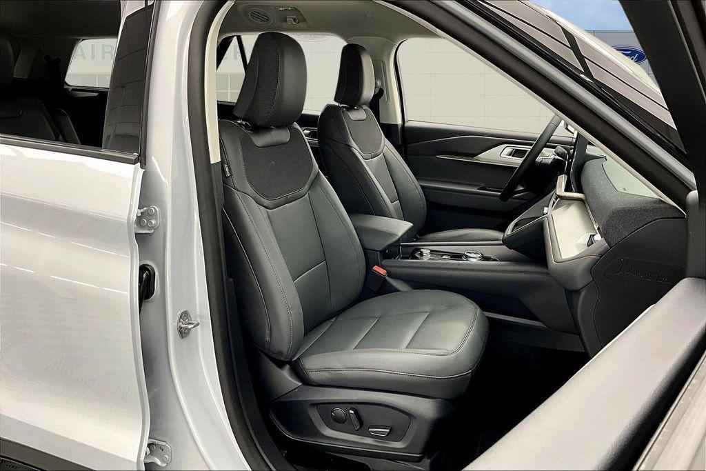 new 2026 Ford Explorer car, priced at $44,666
