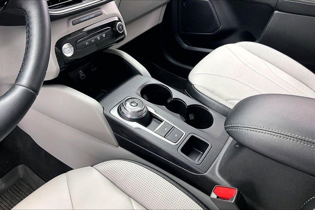 used 2025 Ford Escape car, priced at $25,154