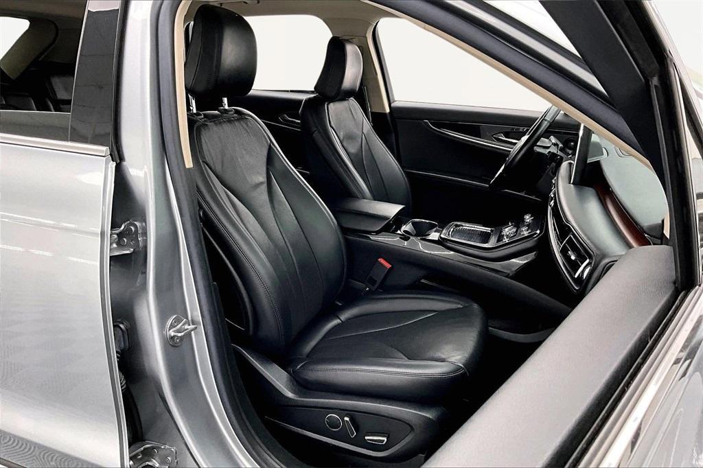 used 2021 Lincoln Nautilus car, priced at $27,221