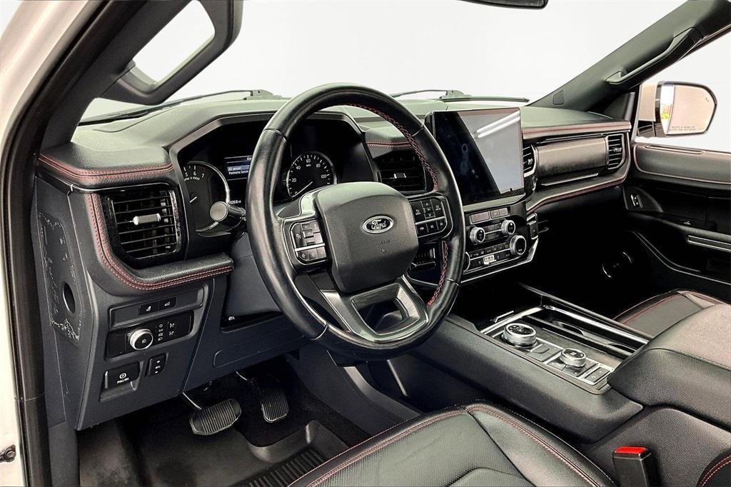 used 2022 Ford Expedition Max car, priced at $51,920