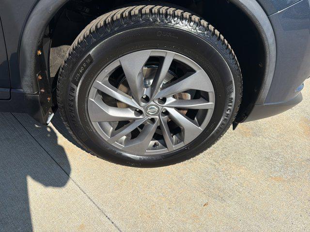 used 2016 Nissan Rogue car, priced at $9,995