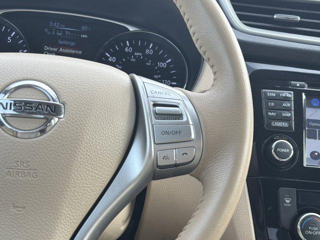 used 2015 Nissan Rogue car, priced at $10,944