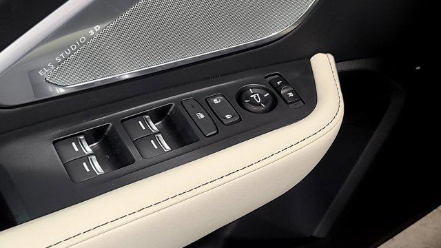 new 2026 Acura RDX car, priced at $52,650