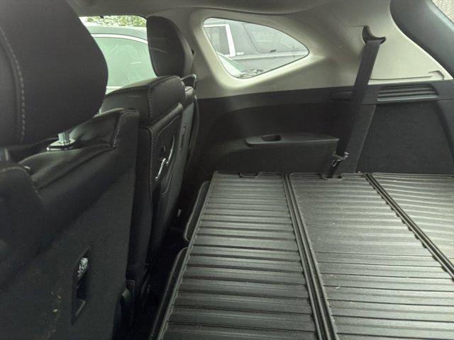 used 2023 Acura MDX car, priced at $41,822