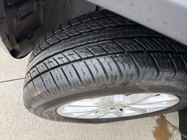 used 2018 Jeep Cherokee car, priced at $12,588