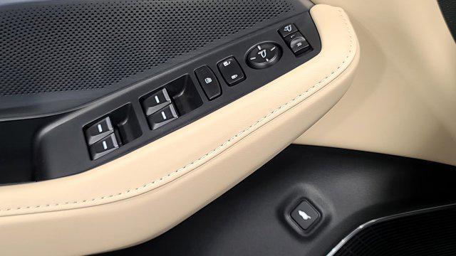 new 2026 Acura MDX car, priced at $61,450