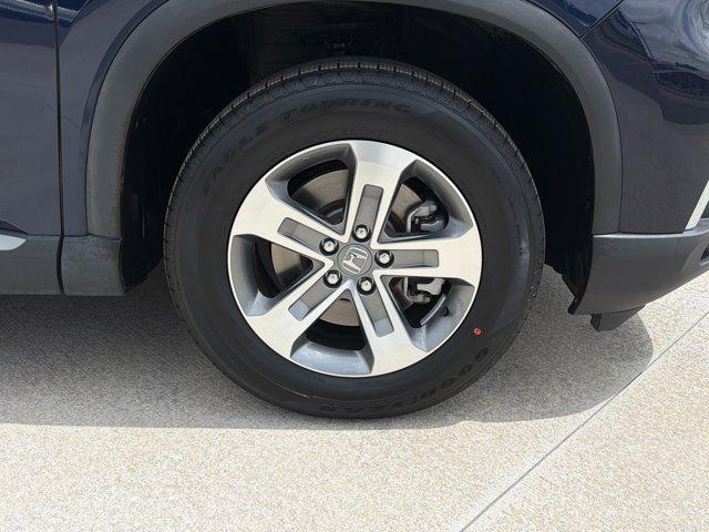 used 2025 Honda Pilot car, priced at $37,393