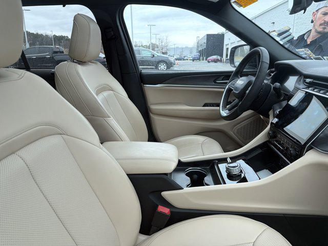 used 2024 Jeep Grand Cherokee car, priced at $34,905