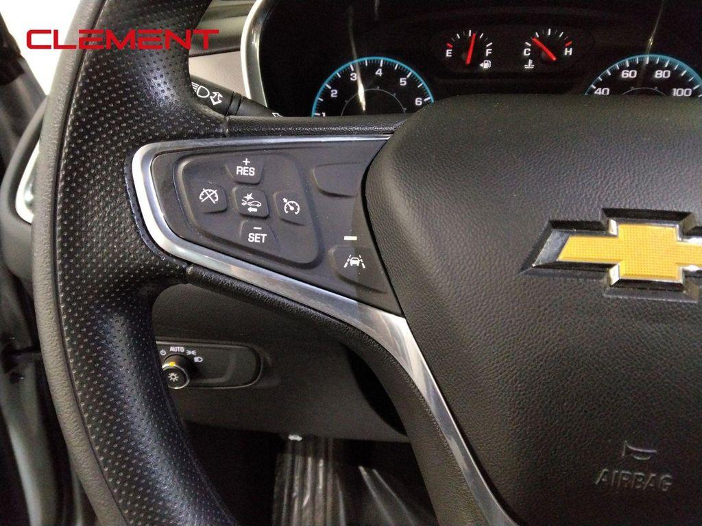 used 2022 Chevrolet Equinox car, priced at $17,000